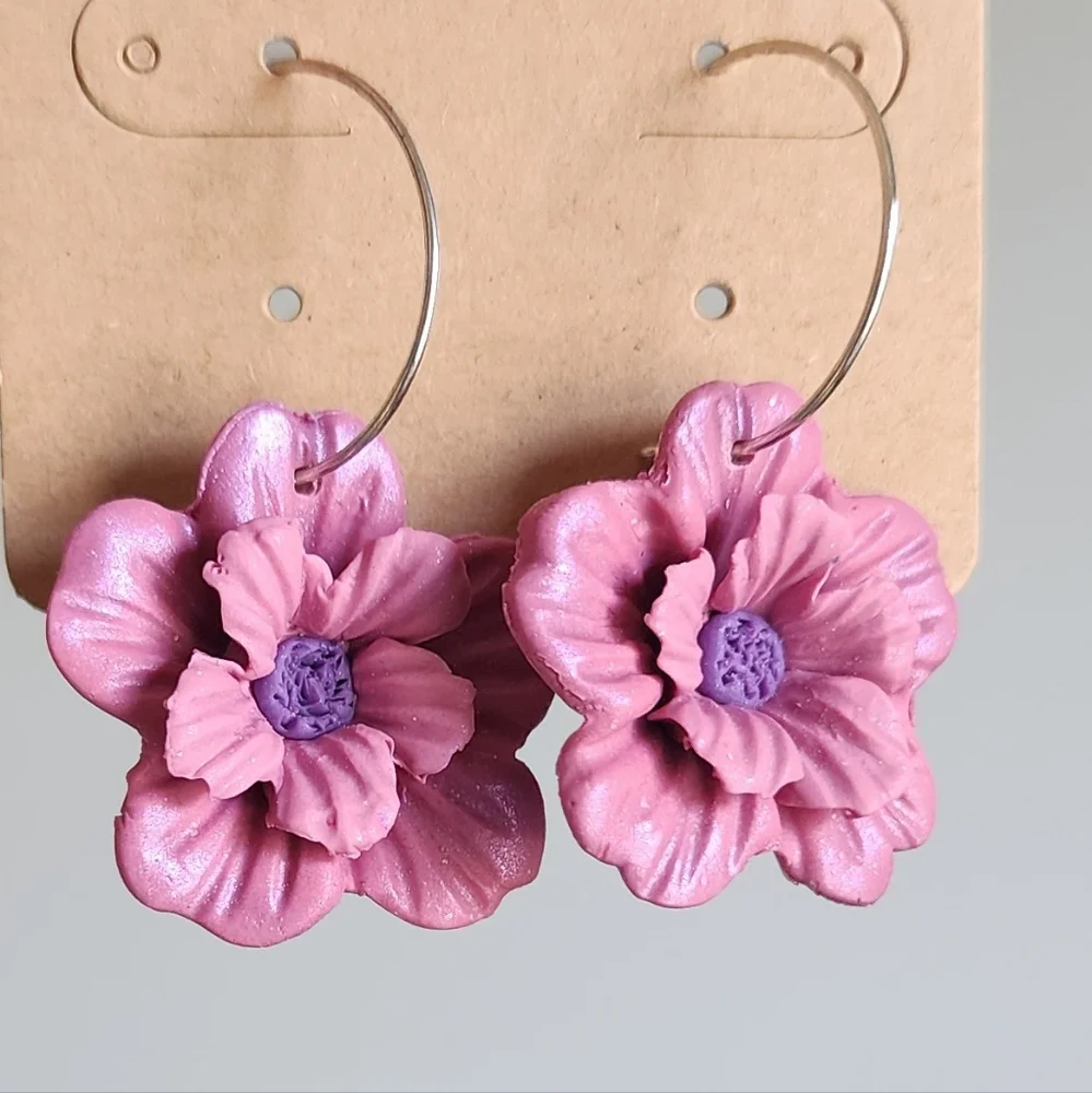 Pink Flower Clay Hoop Earrings - Picture 4 of 4